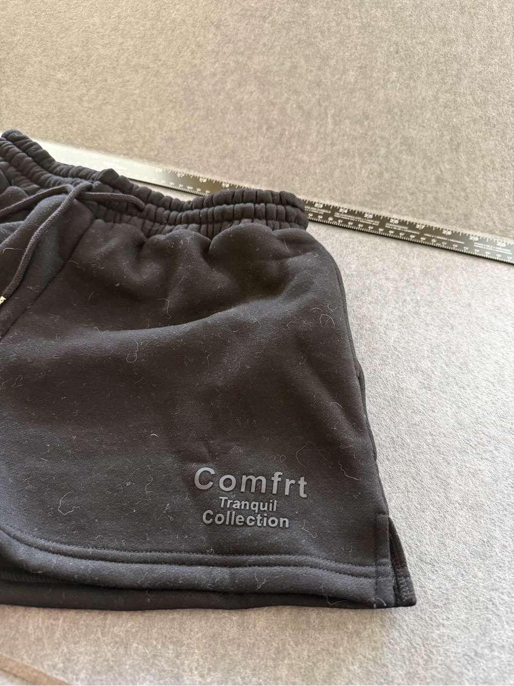 Comfrt Brand 3 piece lot Hoodie, Sweats, shorts  Bundle size medium/large - Picture 3 of 16